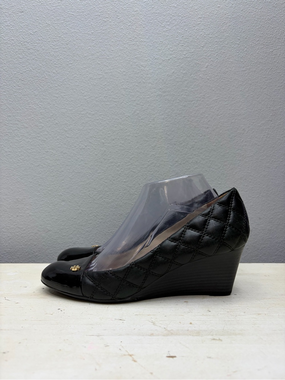 Tory Burch Black Quilted Leather Claremont Wedge Pumps Size 8.5